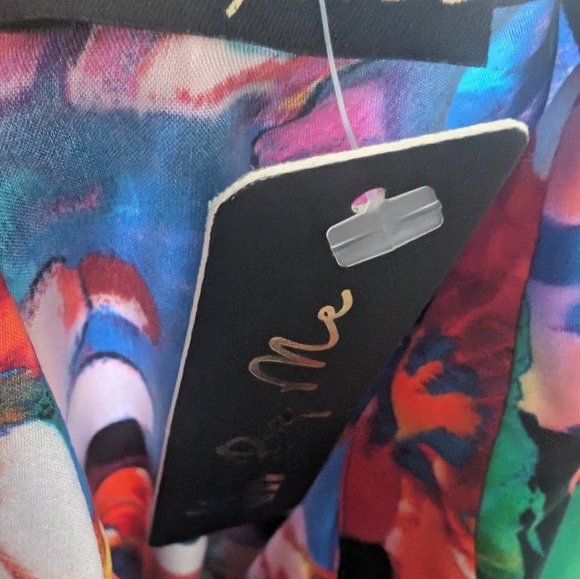 Women's top - Picture 5 of 12